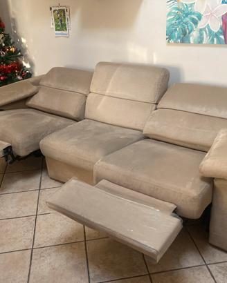 Divano con recliner