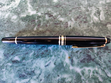 Stilografica Montblanc Meisterstuck Classique 18 K