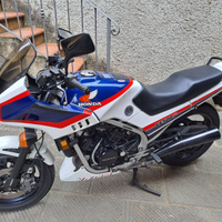 Honda Vf 500