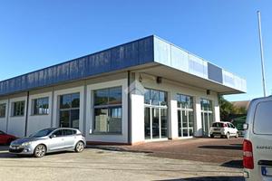 CAPANNONE A GAMBETTOLA