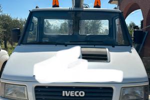 Piattaforma aerea Iveco
