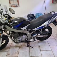 Suzuki gs 500