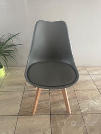 Sedia di tipo poltroncina