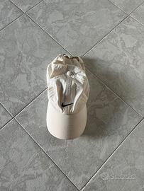 Cappellino Nike bianco unisex regolabile