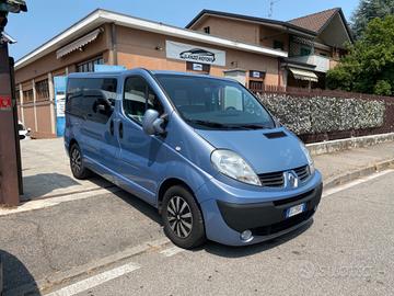 Renault Trafic 2.5 dCI *LIMOUSINE*GANCIO TRAINO*