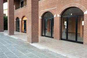Locale Commerciale Fronte Strada