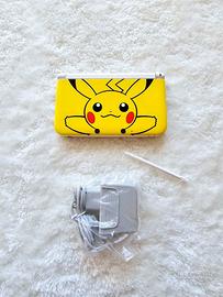 nintendo 3ds xl Pikachu yellow edition