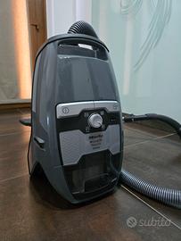 aspirapolvere MIELE Blizzard CX1