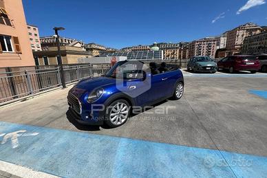 MINI Mini 1.5 Cooper D Cabrio