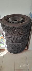 4 cerchi con gomme