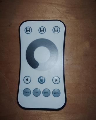 Radiocomando Dimmer Touch  RF2.4GHz LIFE512