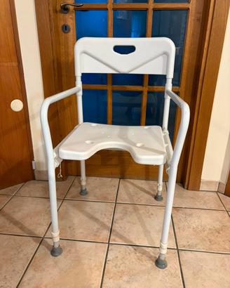 Sedia da doccia per anziani
