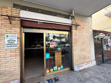 NEGOZIO A ROMA