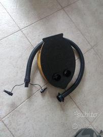 Pompa soffietto gonfia materassino con diversi ada