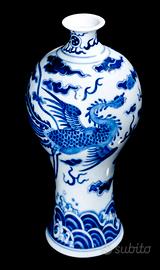 Vaso della Regina Guanyin marchio Qianlong Cina