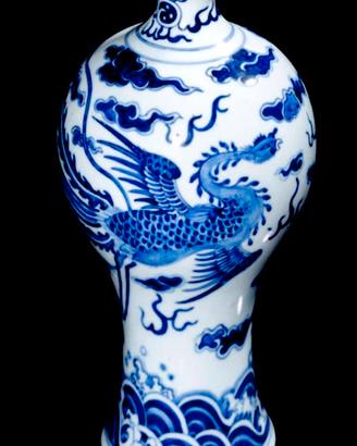 Vaso della Regina Guanyin marchio Qianlong Cina