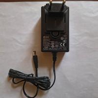 Alimentatori 12V 1.5A/3A 18W/36W