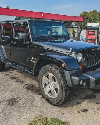 JEEP WRANGLER UNLIMITED 2.8 CRD SAHARA AUTOMATICA
