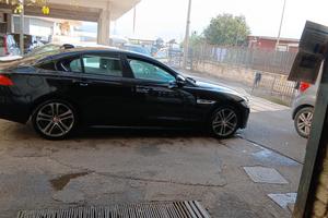 Jaguar XE 25t R-sport 2.0 turbo benzina