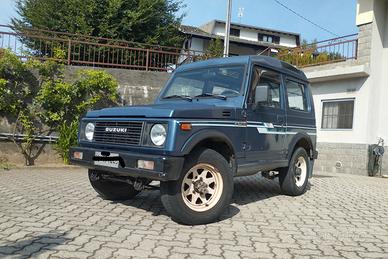 Suzuki SJ413