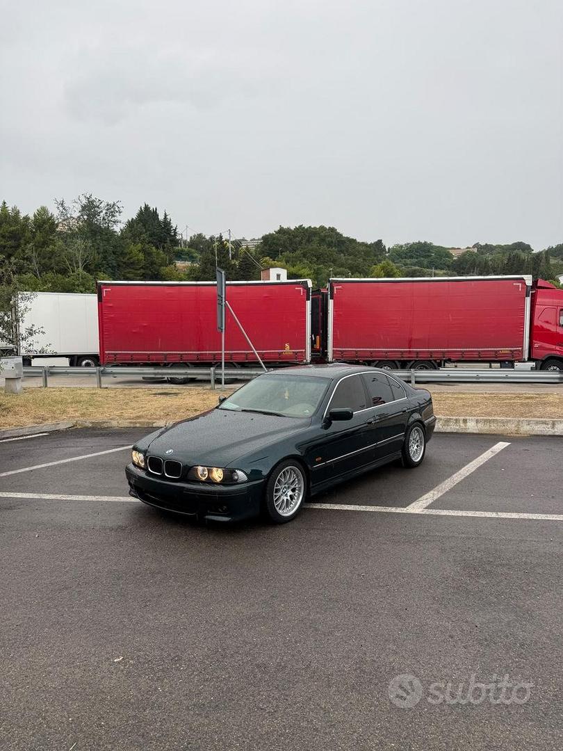 BMW 528I