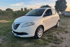 Lancia Ypsilon 1.2 SOLO 114.000 KM NEOPATENTATI