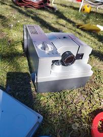proiettore cinematografico vintage Eumig Mark-501.