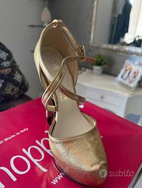 Decollete oro numero 34 Abbigliamento e Accessori In vendita a Siracusa