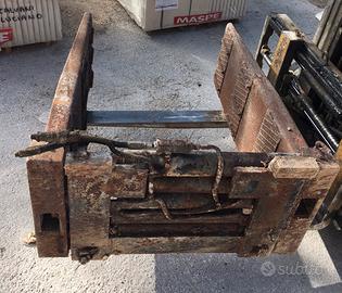 Pinza per carrello elevatore