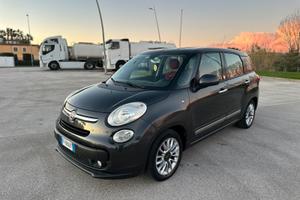 500 L  living  1.3 diesel anno 2016  euro6