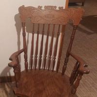 sedia a dondolo in legno 