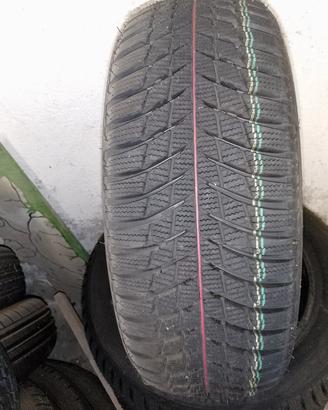 Pneumatici Bridgestone 205/55 R17