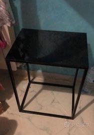 tavolino nero