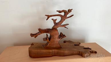 Oggetto decorativo in legno porta iPhone