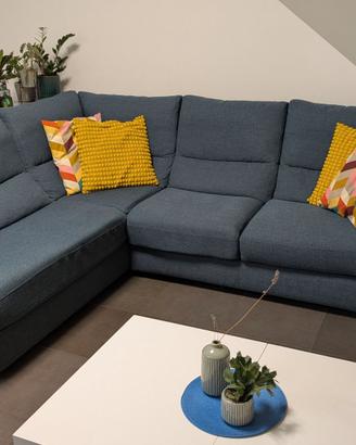 🛋️ Divano letto angolare con penisola contenitore