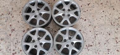 Set cerchi in lega toyota 14 pollici