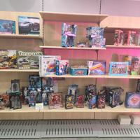 Pannelli espositori con mensole e reggimensole