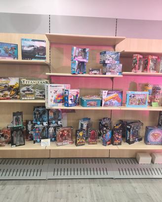 Pannelli espositori con mensole e reggimensole