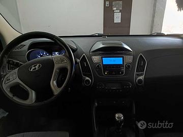 HYUNDAI ix35 1.6