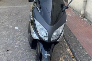 YAMAHA T MAX 500