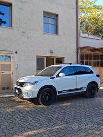 SUZUKI Vitara 2022