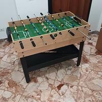 Tavolo multigiochi con biliardo, calcetto e altro.