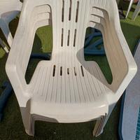 4 sedie in plastica da esterno 