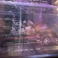 Truck Tuning Collection VOLVO VNL 760 Scala 1/43 D