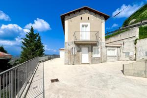 CASA INDIPENDENTE A BUCCHIANICO