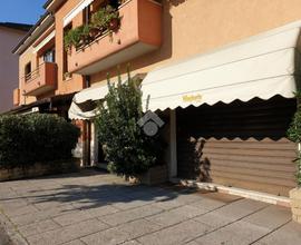 NEGOZIO A BRESCIA