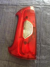 Fanale posteriore sinistro fiat panda