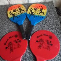 2 coppie di racchette da beach ball buono stato 