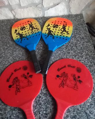 2 coppie di racchette da beach ball buono stato 