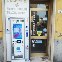 Tabaccheria Pontedera con fondo commerciale